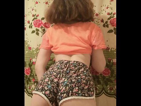 ❤️ Jeune fille sexy se déshabillant devant la caméra. ❤❌ Vidéo de porno at us fr.loanworld.top