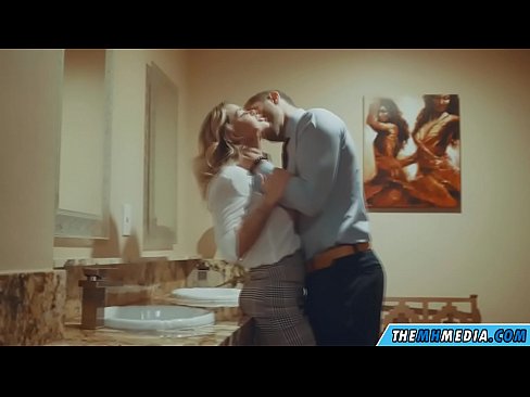 ❤️ Quand une blonde plantureuse vous séduit dans des toilettes publiques. ❤❌ Vidéo de porno at us fr.loanworld.top